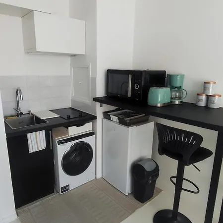 公寓 Charming In A Great Location